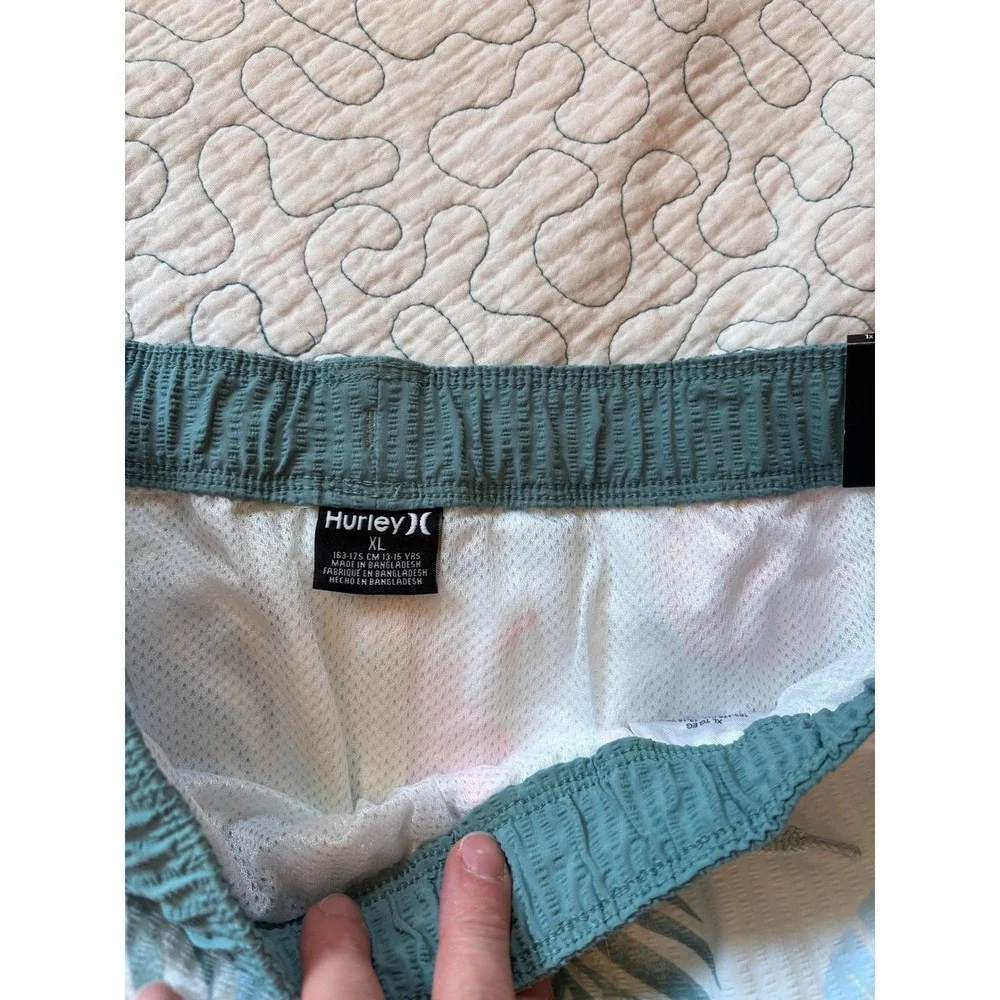 Hurley Boys XL Swim Trunks Tropical Board Shorts